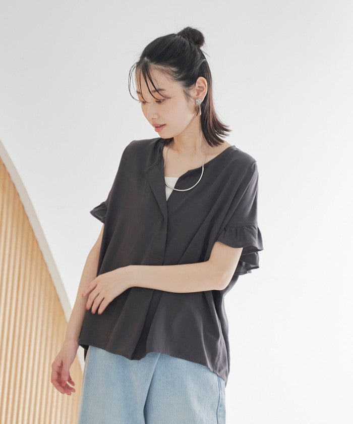 【接触冷感】袖フリルスキッパーブラウス OFF WHITE