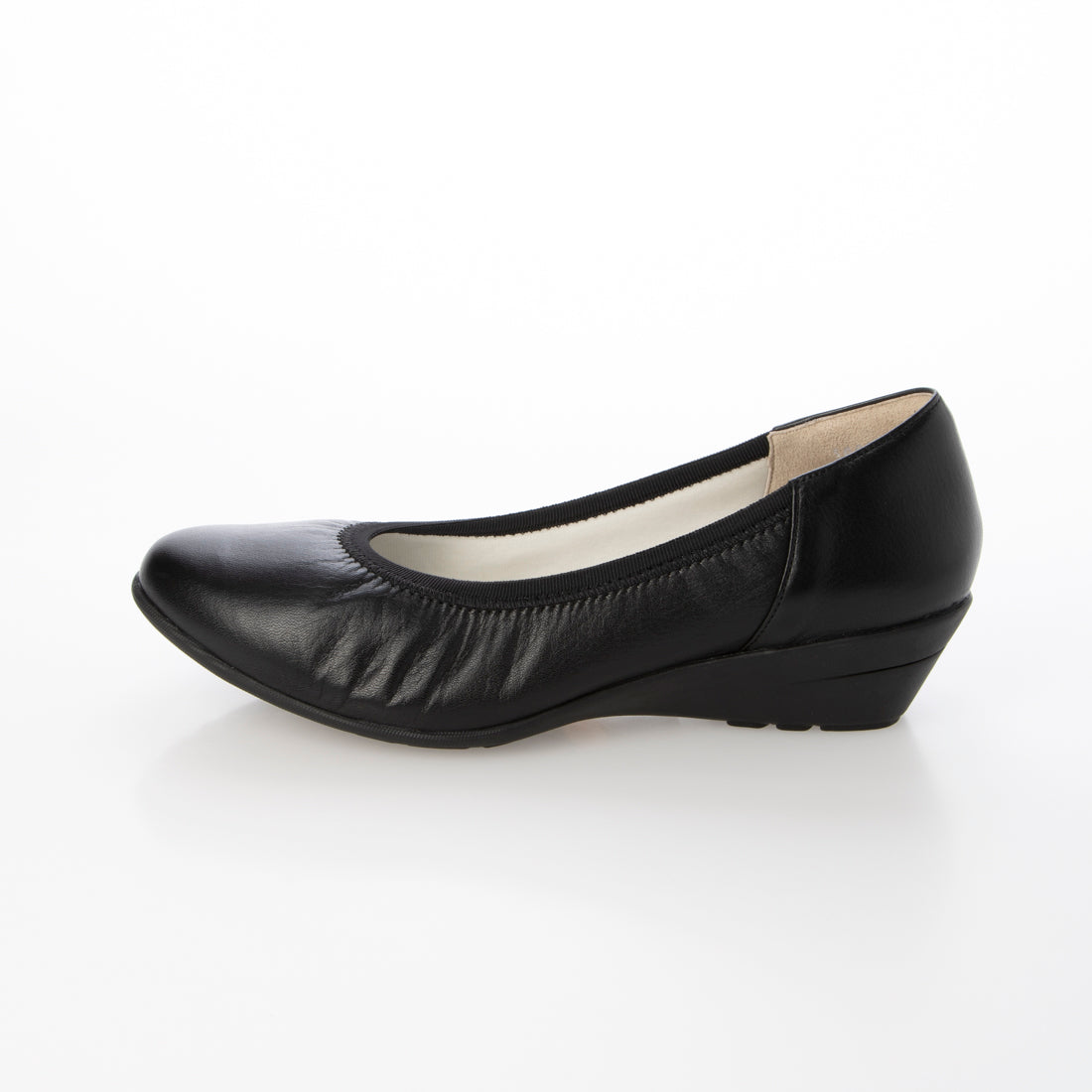 COMPOSITION Blow [Loose fit and wide] Comfort wedge pumps