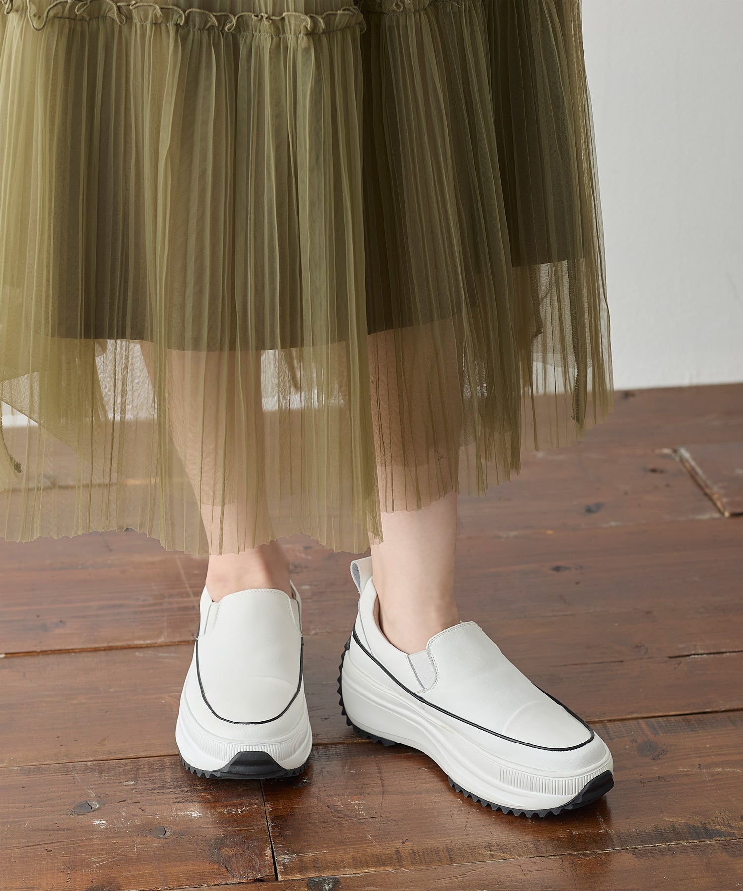 コカ COCA 軽量 厚底 ボリュームソールスリッポンスニーカー （WH） WH