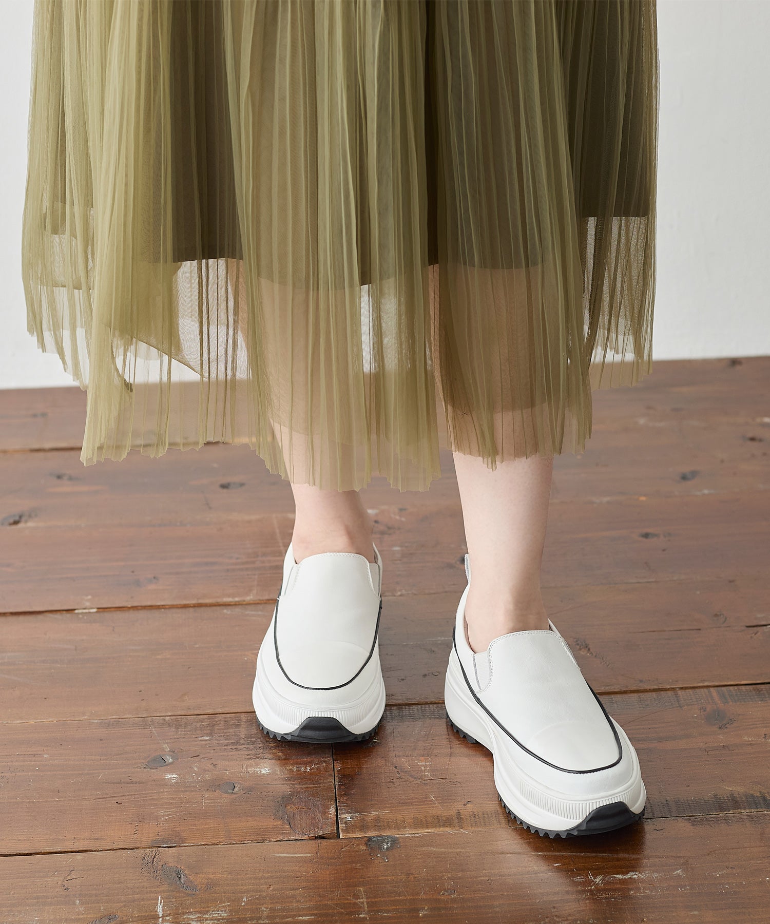 コカ COCA 軽量 厚底 ボリュームソールスリッポンスニーカー （WH） WH