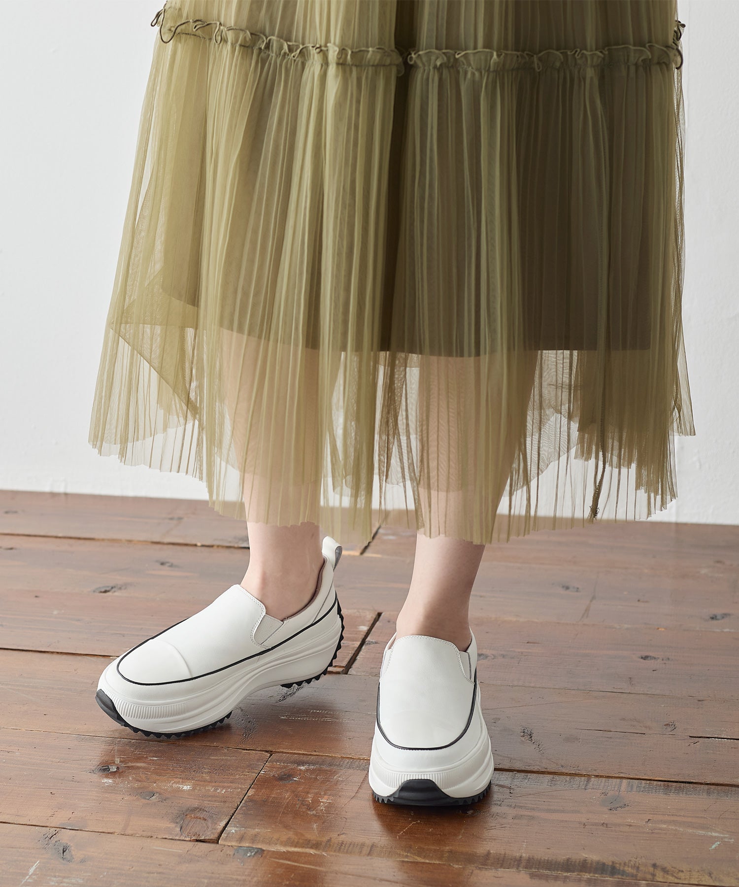 コカ COCA 軽量 厚底 ボリュームソールスリッポンスニーカー （WH） WH