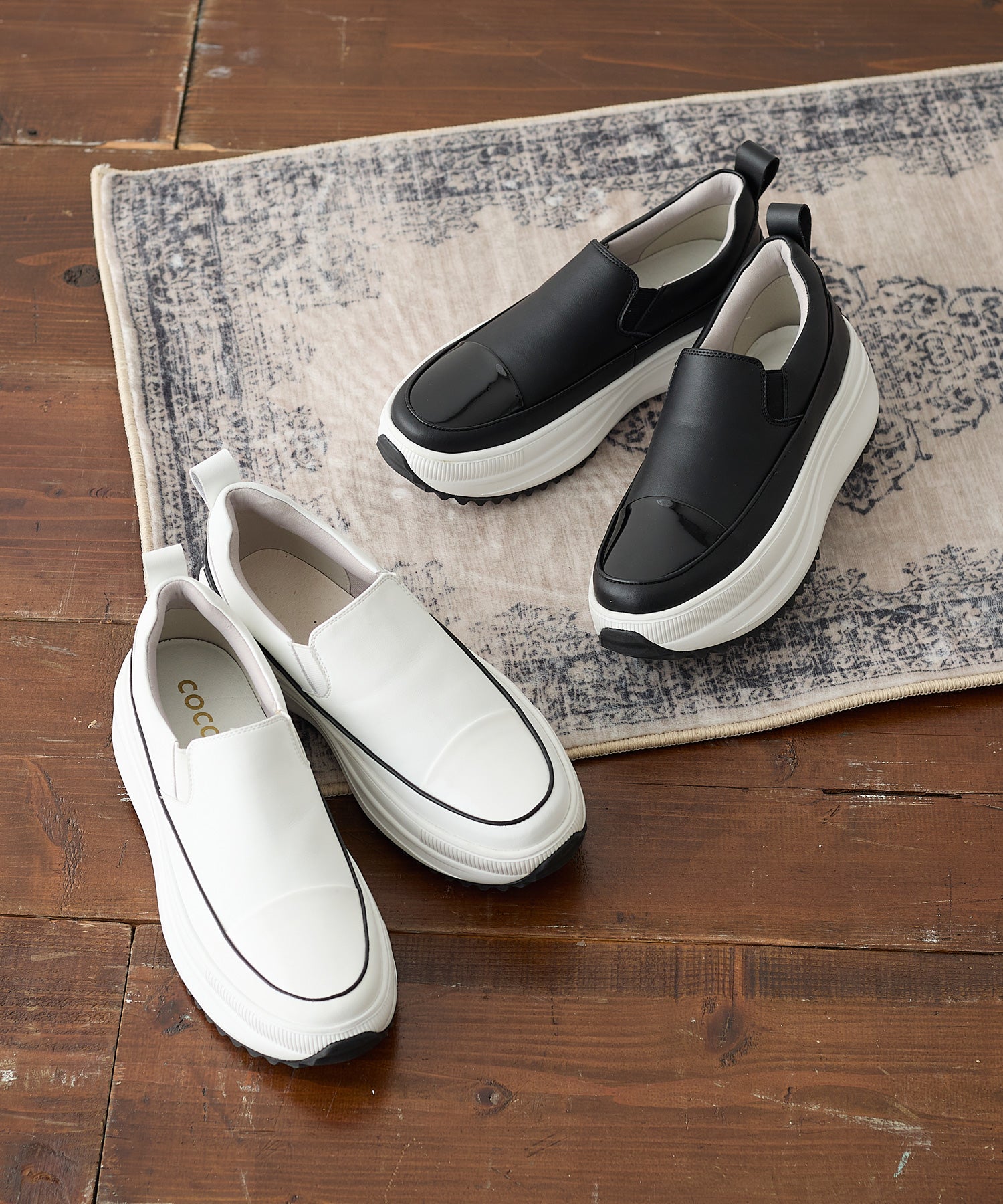 コカ COCA 軽量 厚底 ボリュームソールスリッポンスニーカー （WH） WH