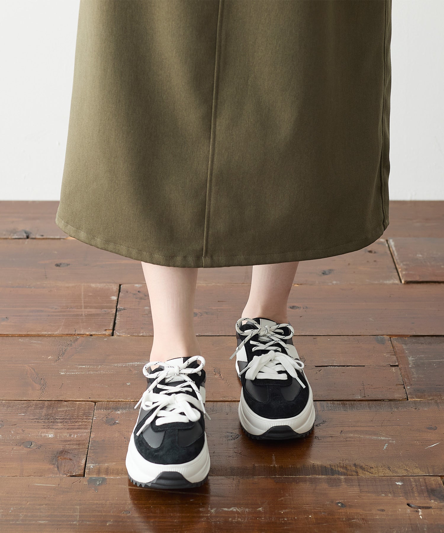 コカ COCA 厚底 ローカット GERMAN TRAINER スニーカー （BL） BL