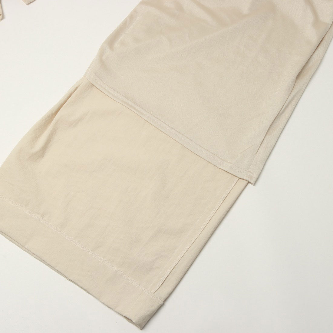 コムサイズム COMME CA ISM レーヨンナイロンヴィンテージ ドロストイージーパンツ （チャコール） チャコール