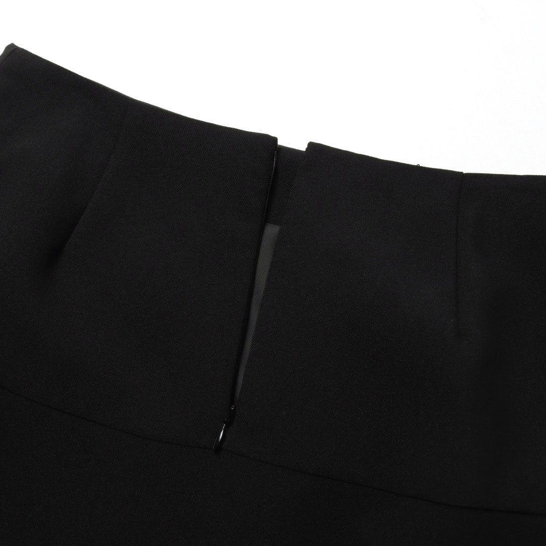 コムサイズム COMME CA ISM ミディ丈 フレアスカート （ブラック） ブラック