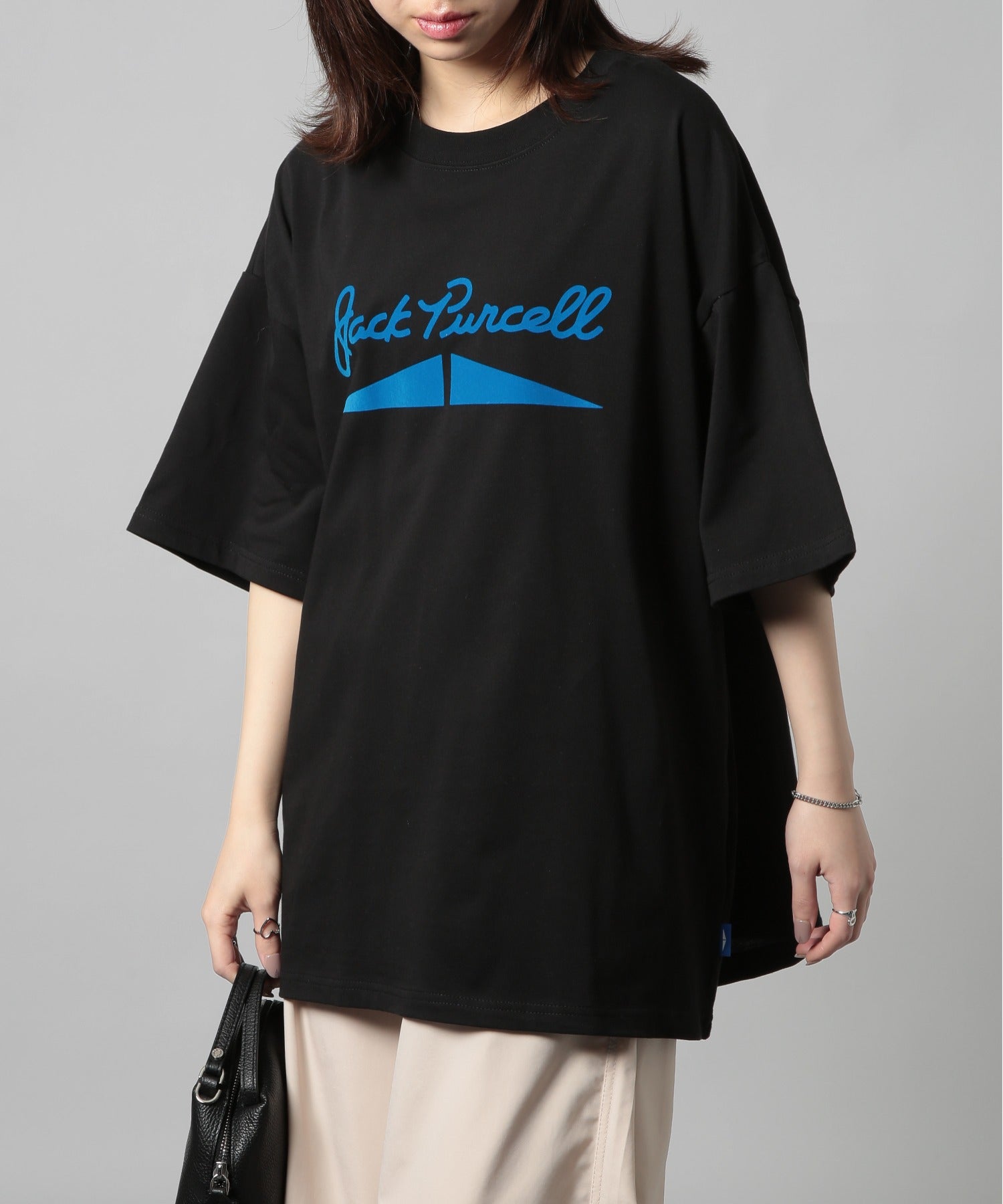コンバース CONVERSE 【CONVERSE / コンバース】天竺 チャックテイラーグラフィック 半袖 Tシャツ オーバーサイズ バックプリント プリントT 4222ー4800