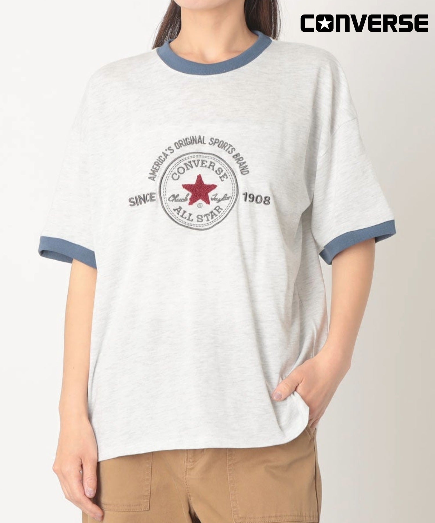 コンバース CONVERSE CONVERSE パッチ サガラ 刺繍 リンガー Tシャツ レディース ゆったり リラックス 春 夏 秋  コンバース （ライトグレー） ライトグレー