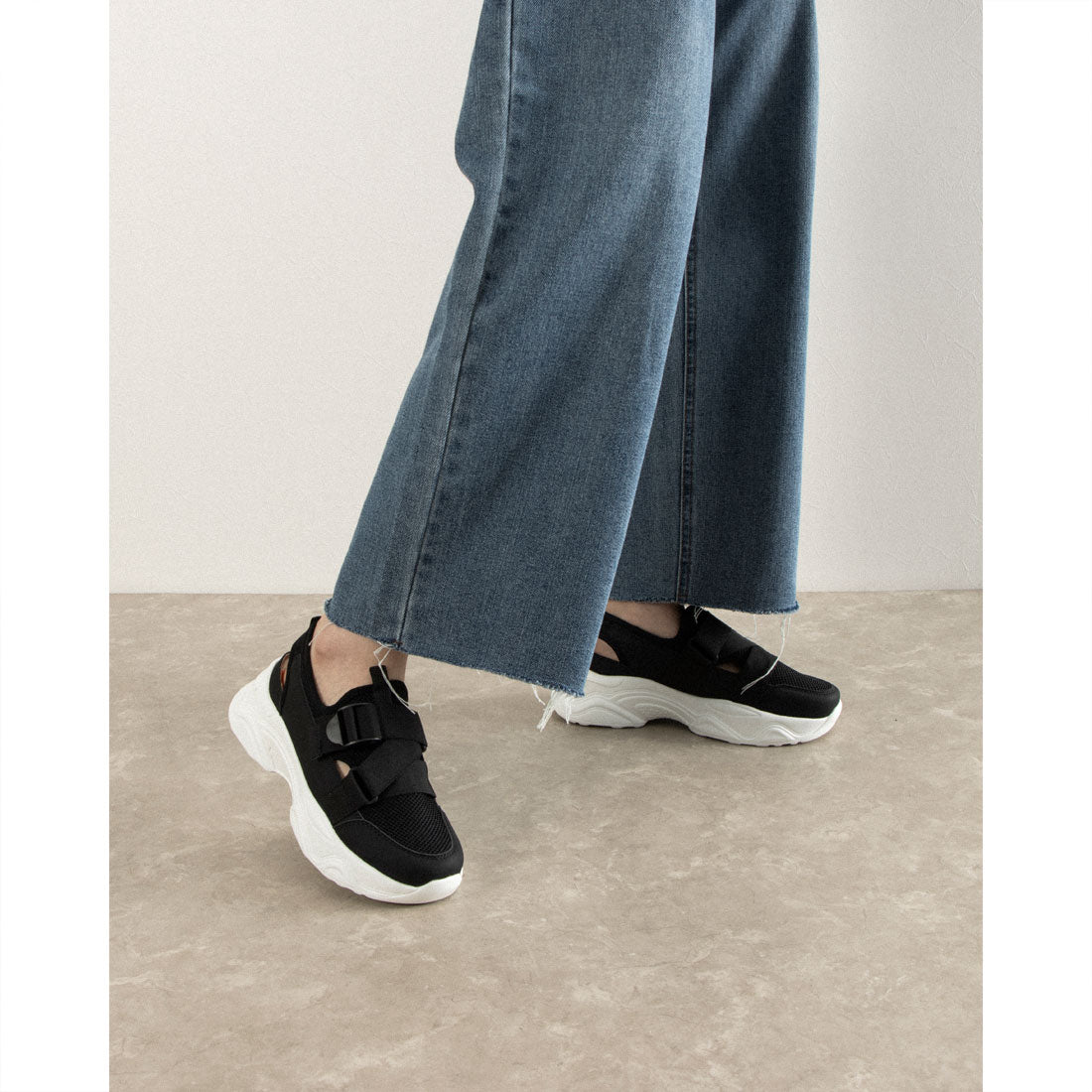 コカ COCA 厚底ソール アウトドア メッシュスポーツサンダル