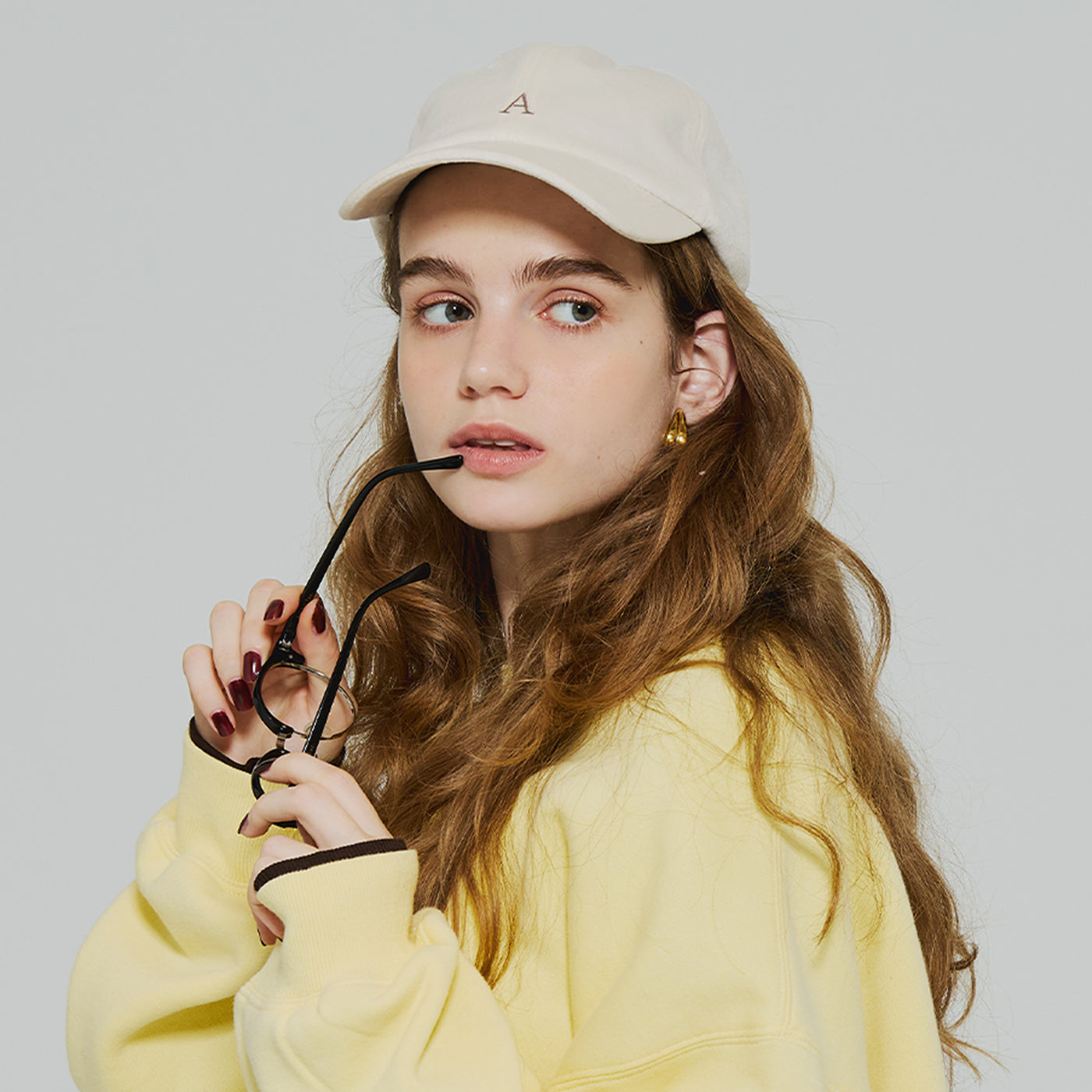 コカ coca ベロアロゴキャップ （Ivory） Ivory