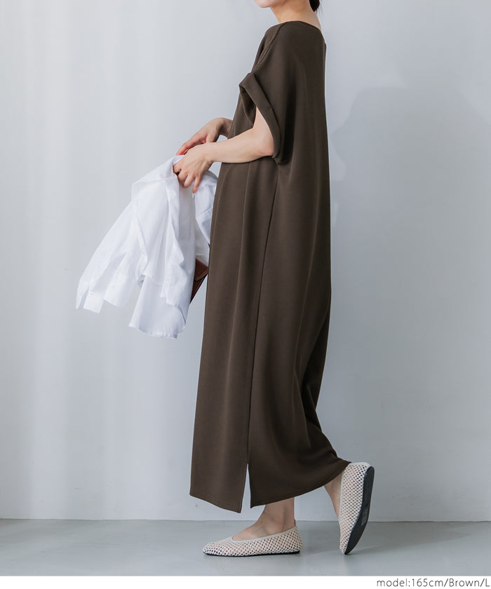 コカ coca エンボス加工ボートネックロングワンピース（Black） Black