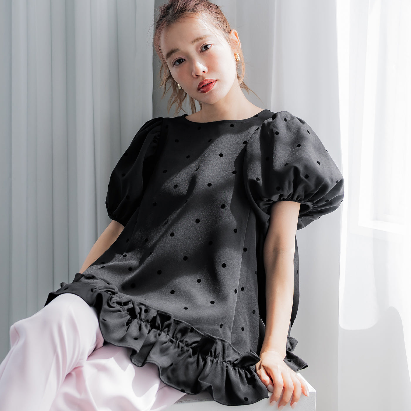 コカ coca フロッキードットフリルブラウス （Black） Black