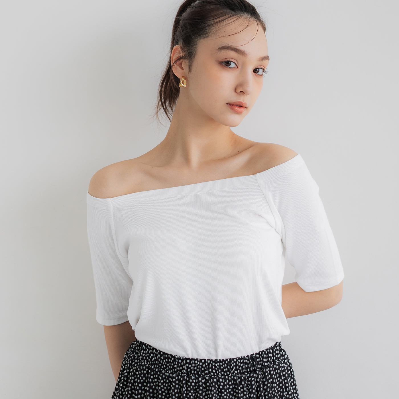 コカ coca オフショルダートップス （White） White