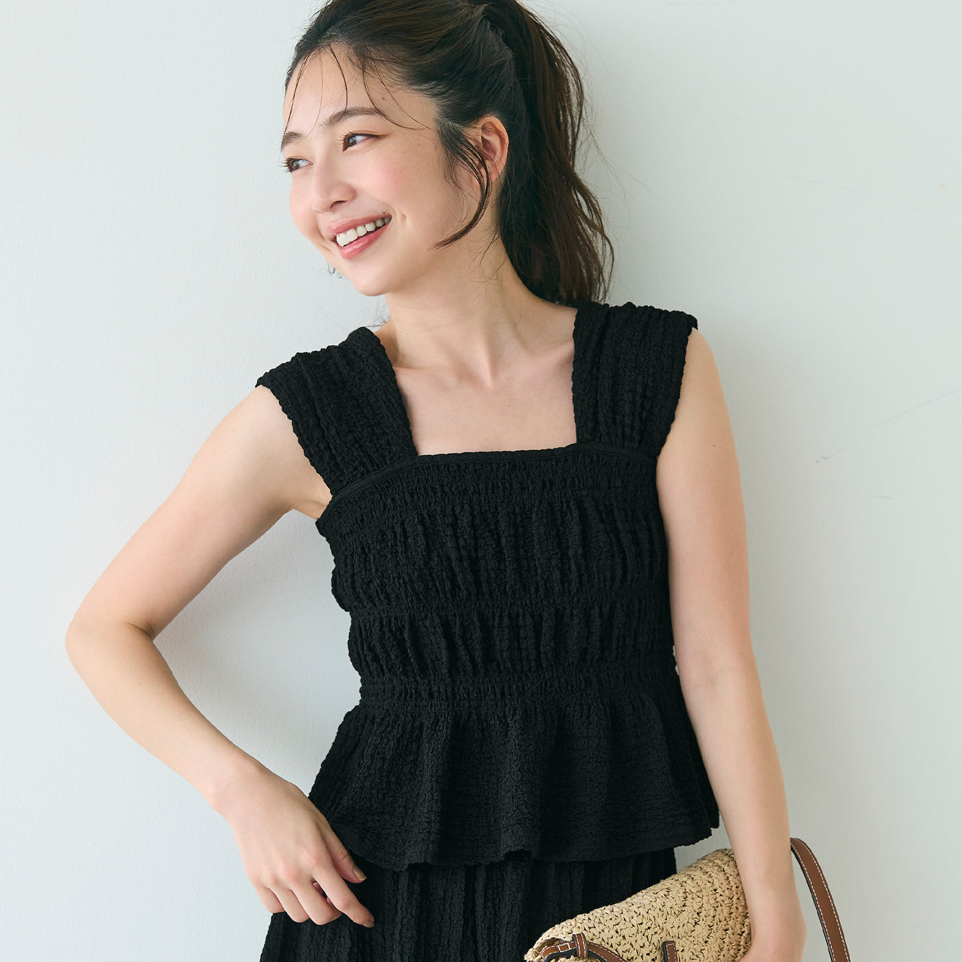 コカ coca クロスシボシャーリングトップス （Black） Black