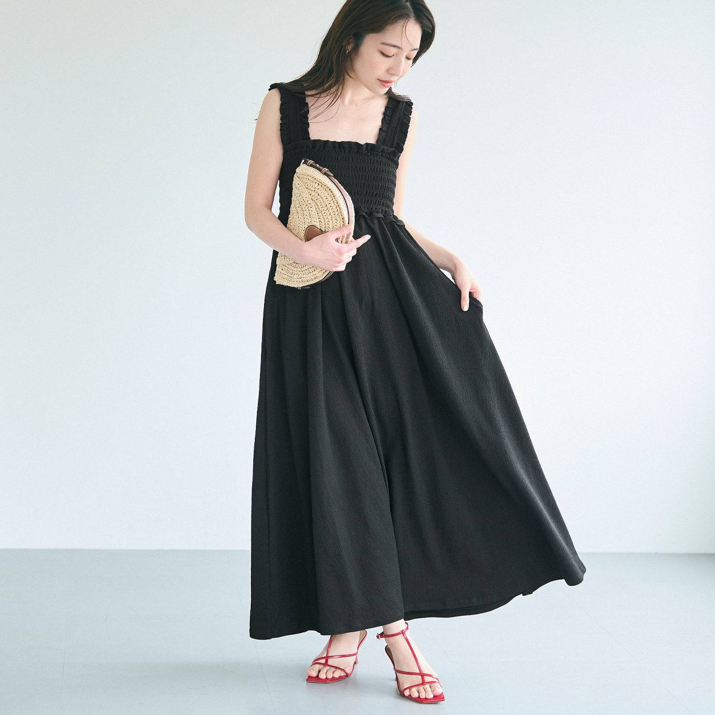 コカ coca クレープシャーリングワンピース （Black） Black