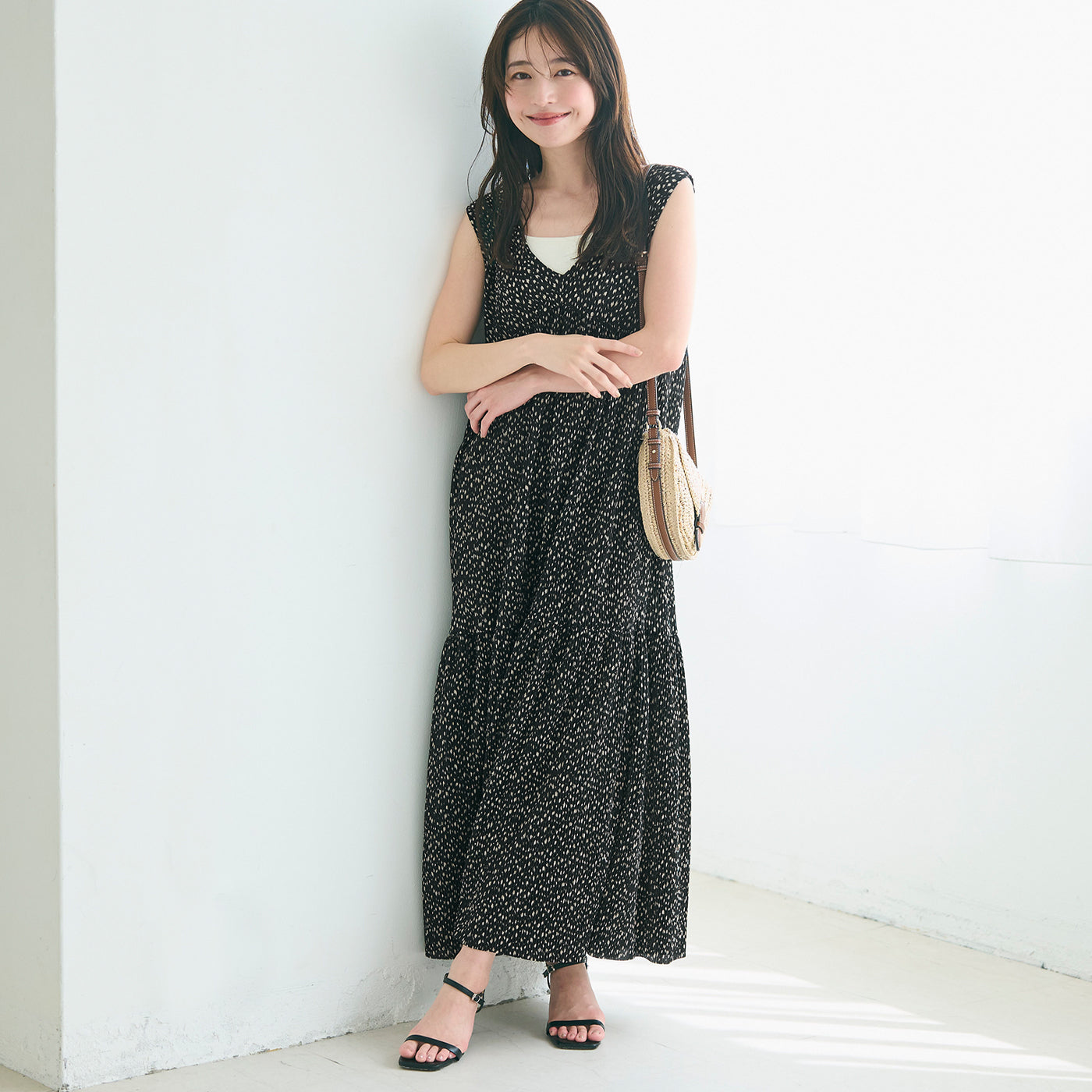 コカ coca プリーツVネックワンピース （Black） Black