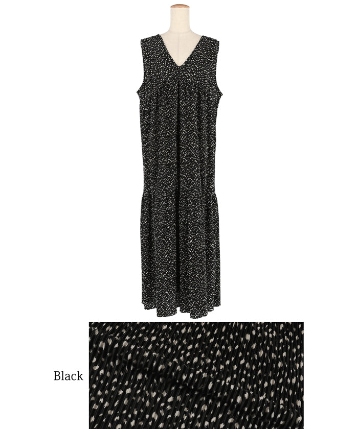 コカ coca プリーツVネックワンピース （Black） Black
