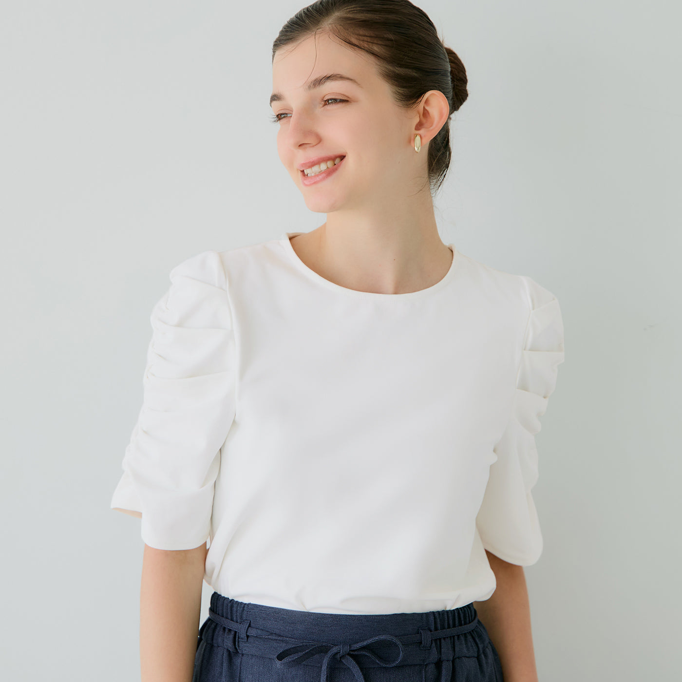 コカ coca シルキータッチ袖ギャザートップス （White） White