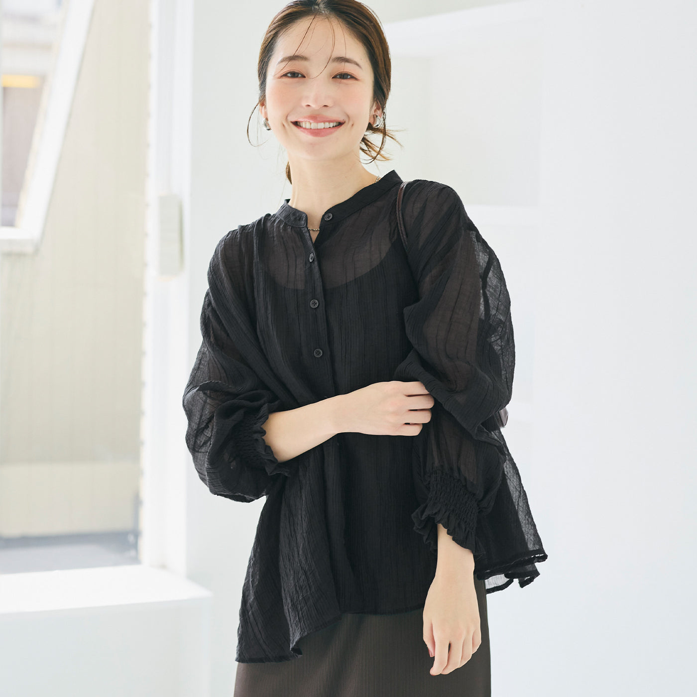 コカ coca シアーギャザーAラインブラウス （Black） Black