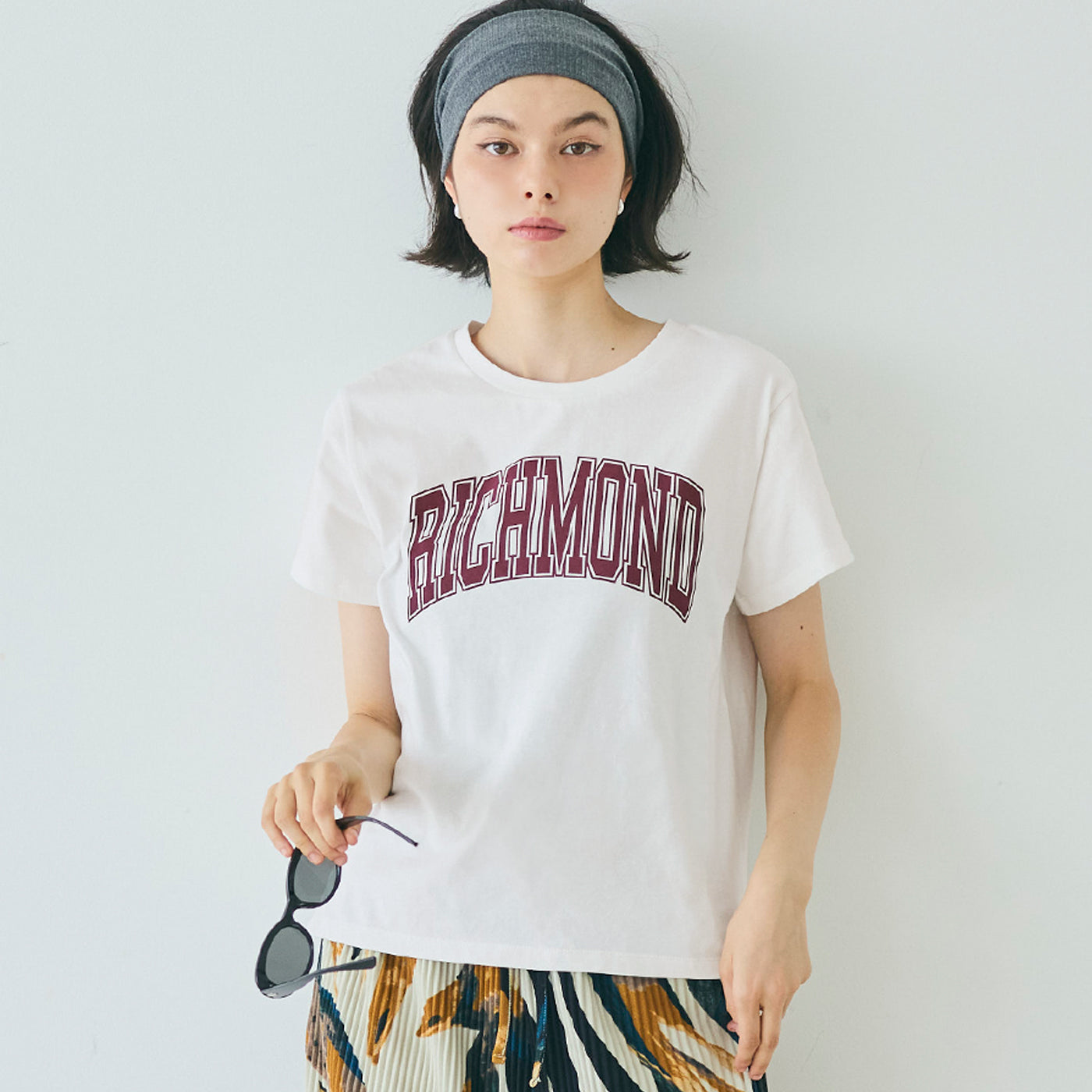 コカ coca サイドスリットプリントTシャツ （White） White