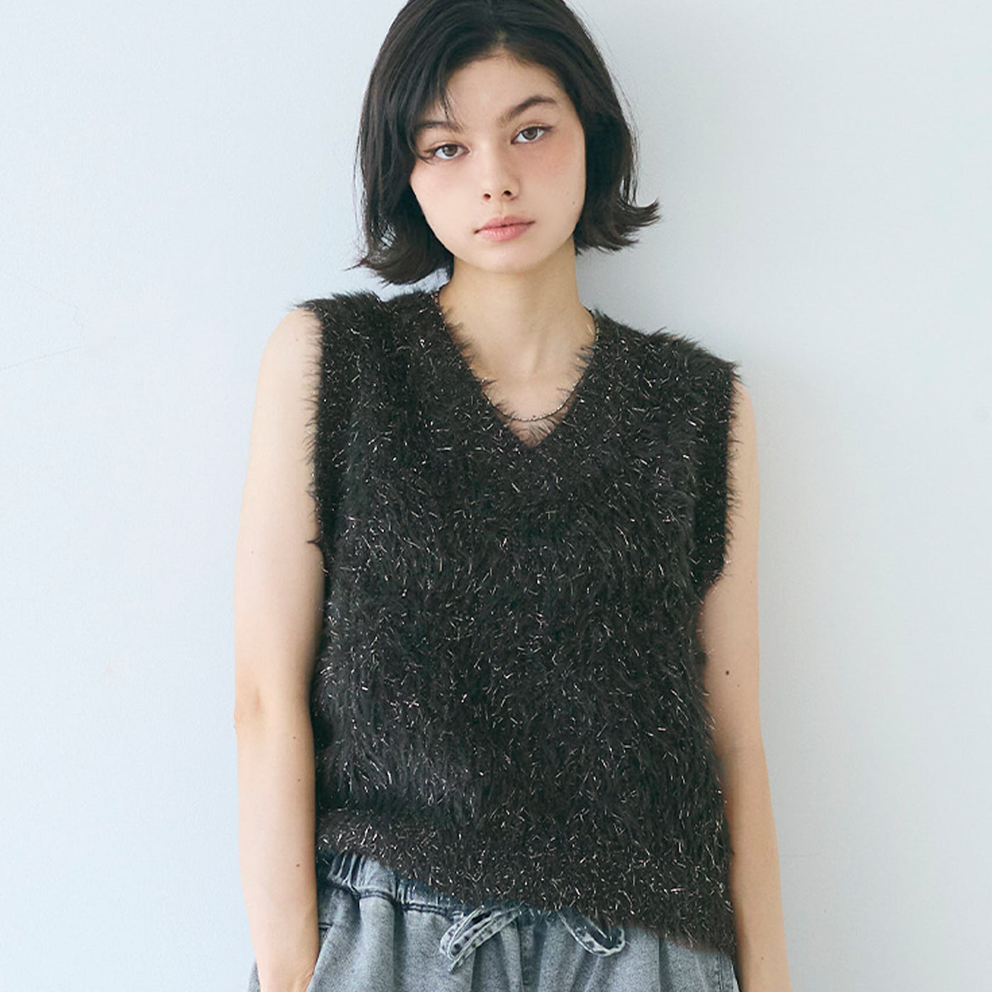 コカ coca ラメふんわりシャギーVネックニットベスト （Charcoal） Charcoal