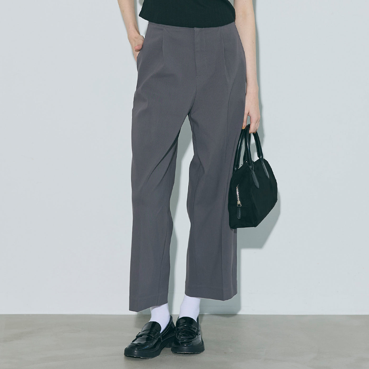 コカ coca クロップド丈スラックス （Charcoal） Charcoal