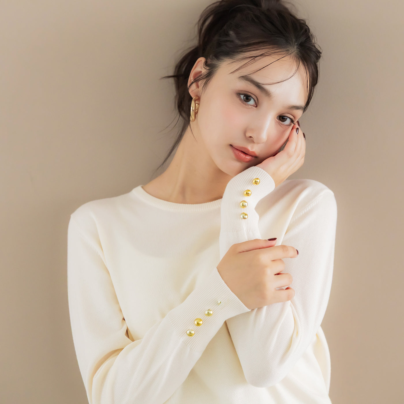 コカ coca 袖金ボタンニットトップス （Ivory） Ivory