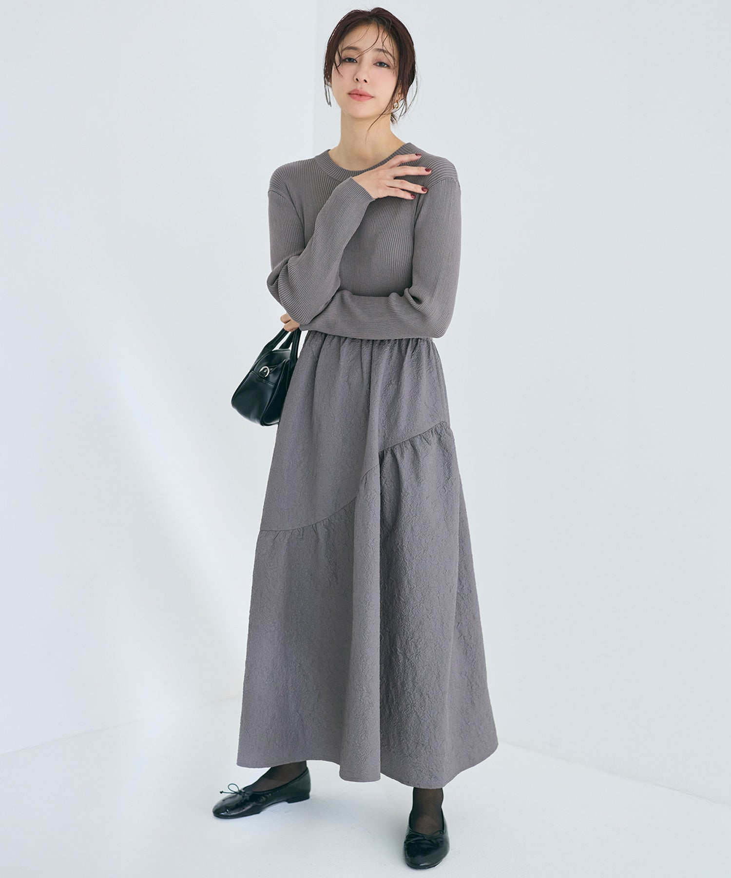 コカ coca 上品エンボスニットドッキングワンピース （Charcoal） Charcoal