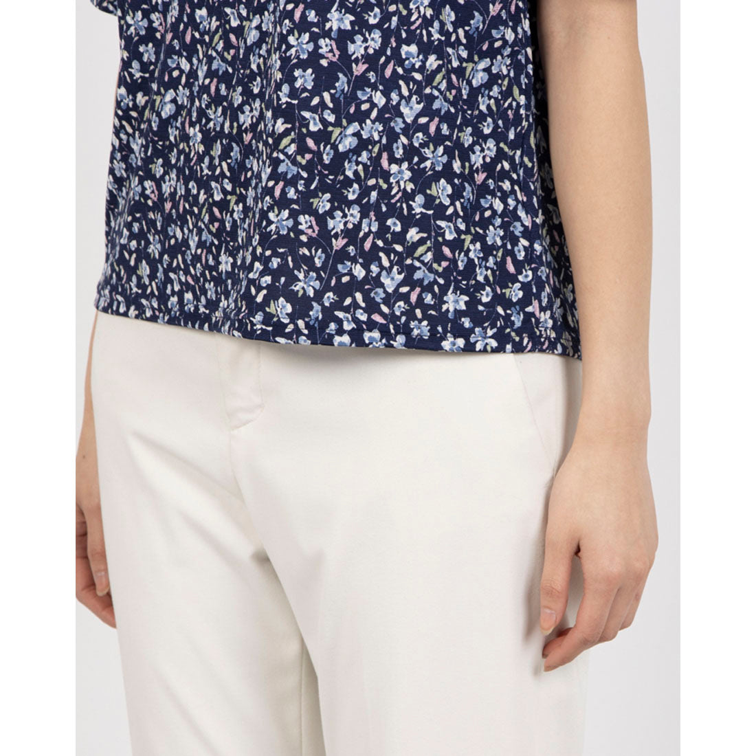 COKETT COLLECTION Small Floral Print Cut and Sew Top
