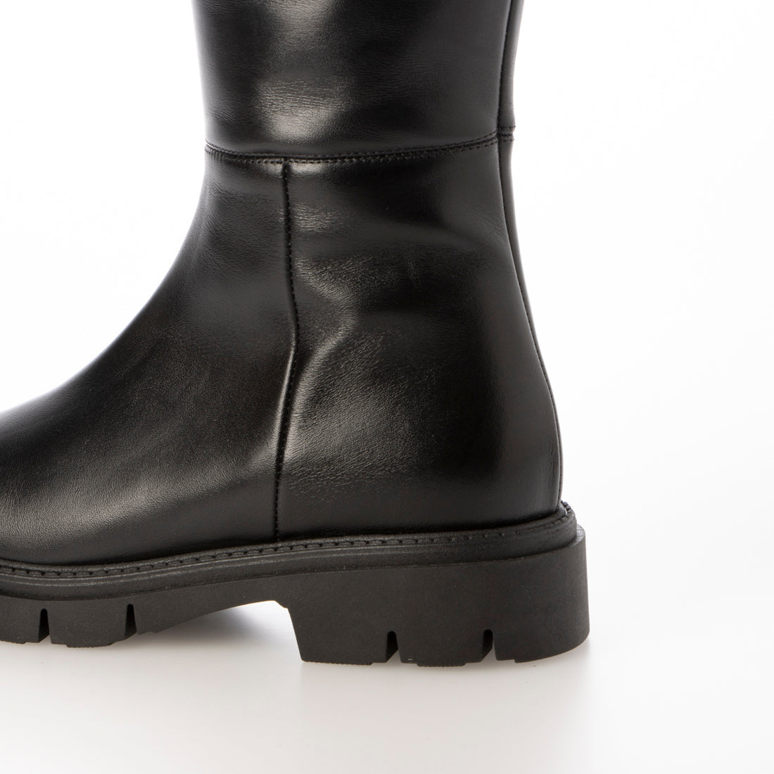 Corso Roma 9 Round Toe Track Sole Long Boots