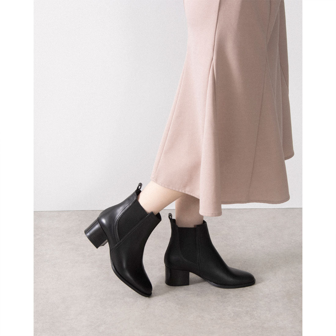 Corso Roma 9 Round Toe Basic Side Gore Boots