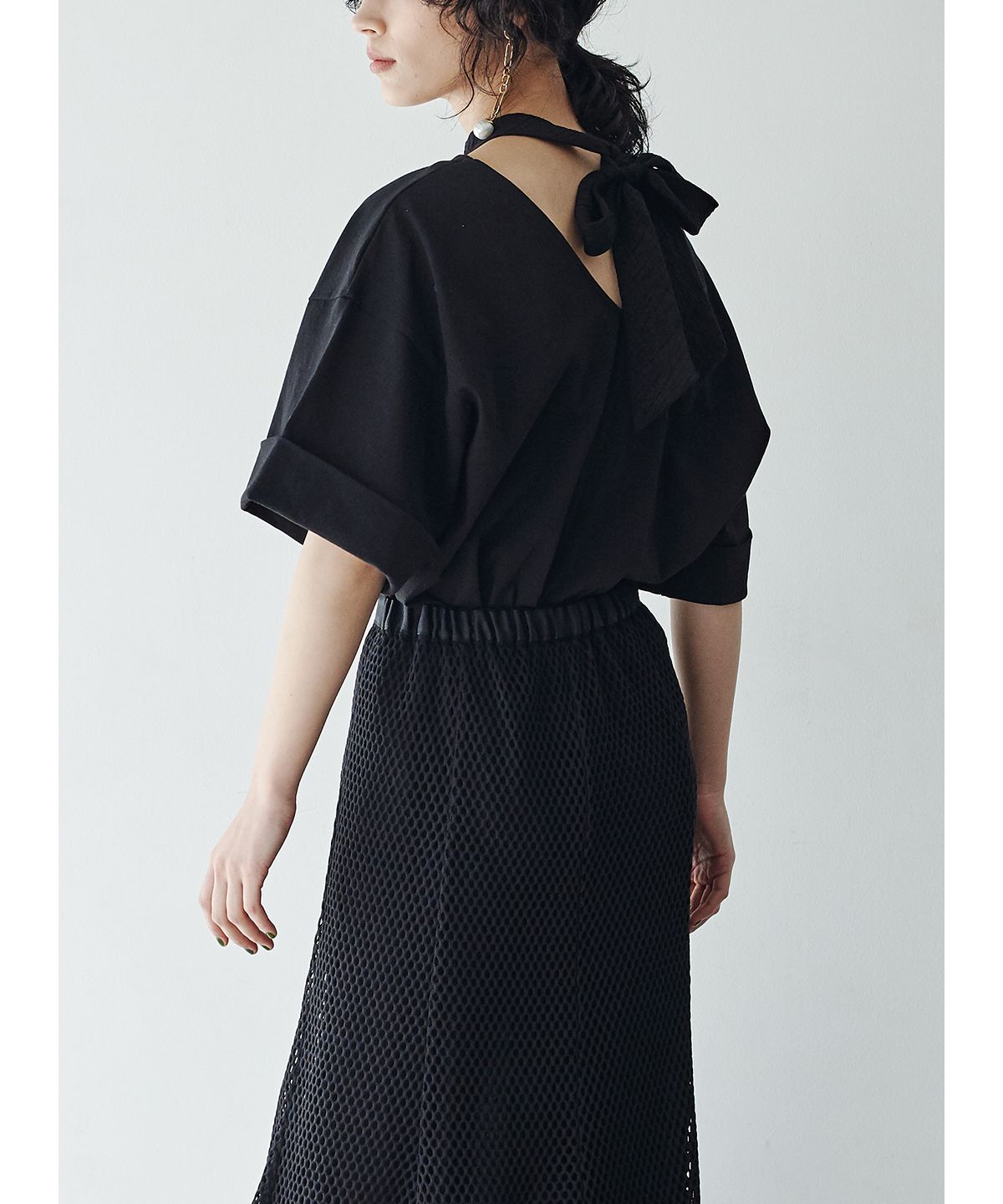 COEL Ribbon Tie T-Shirt