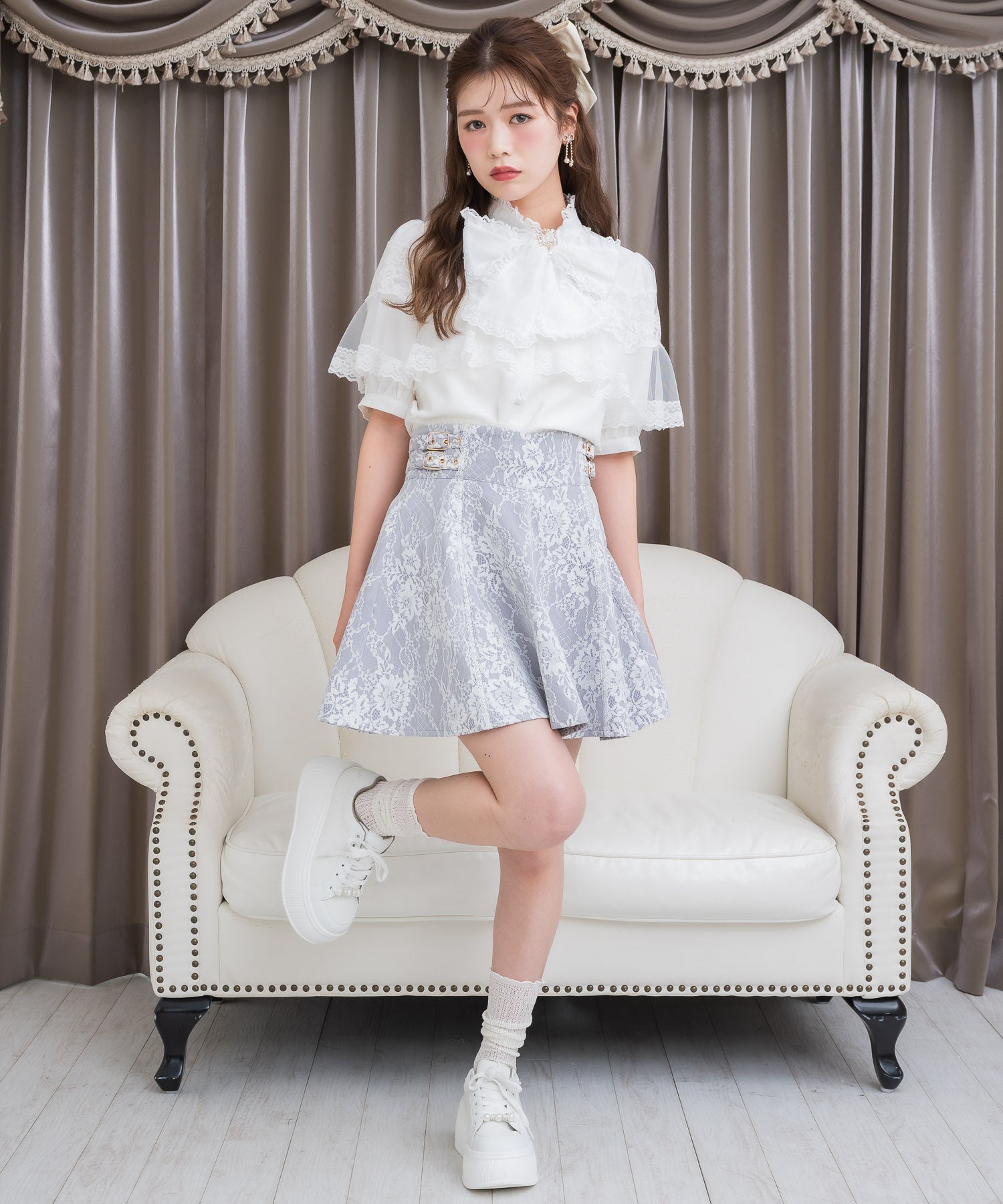 クチュールバイロジータ couture BY ROJITA 半袖ケープブラウス （ホワイト） ホワイト