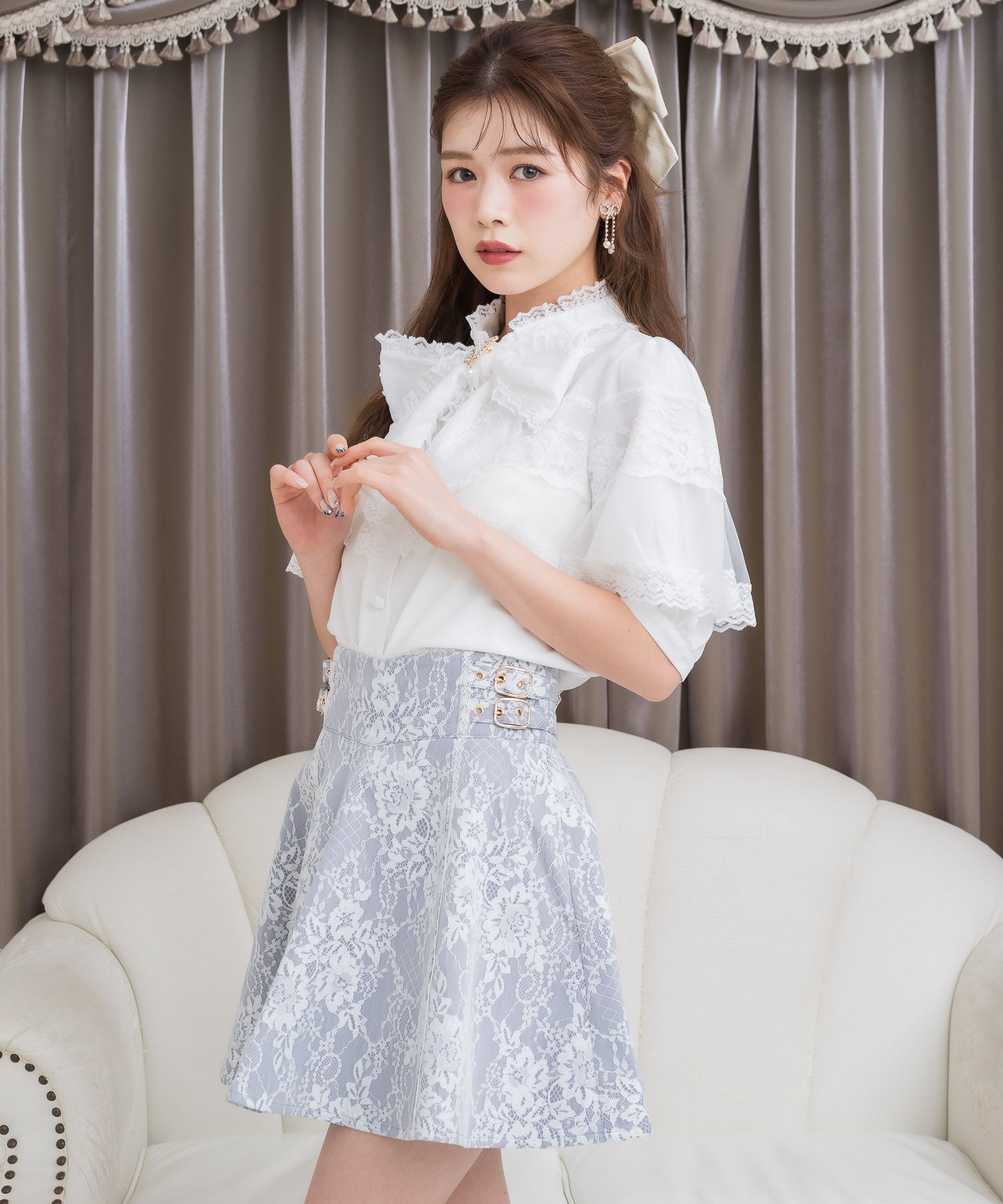 クチュールバイロジータ couture BY ROJITA 半袖ケープブラウス （ホワイト） ホワイト