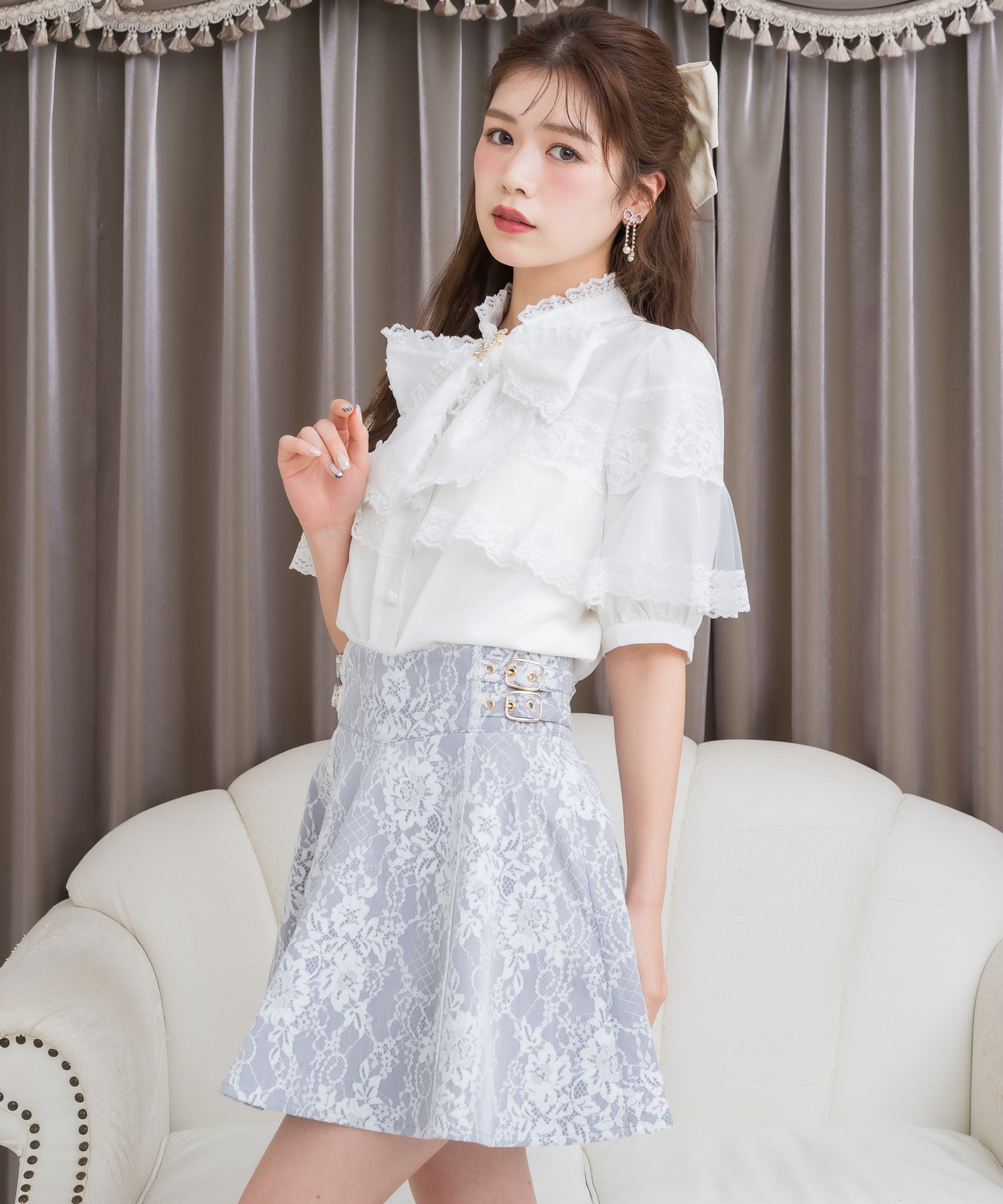 クチュールバイロジータ couture BY ROJITA 半袖ケープブラウス （ホワイト） ホワイト