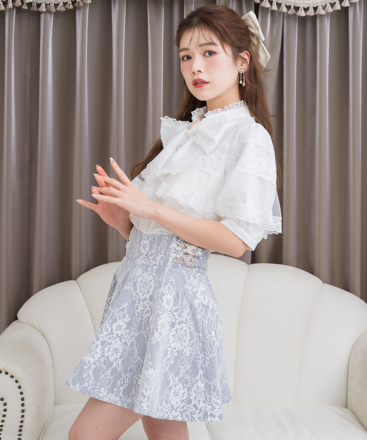 クチュールバイロジータ couture BY ROJITA 半袖ケープブラウス （ホワイト） ホワイト