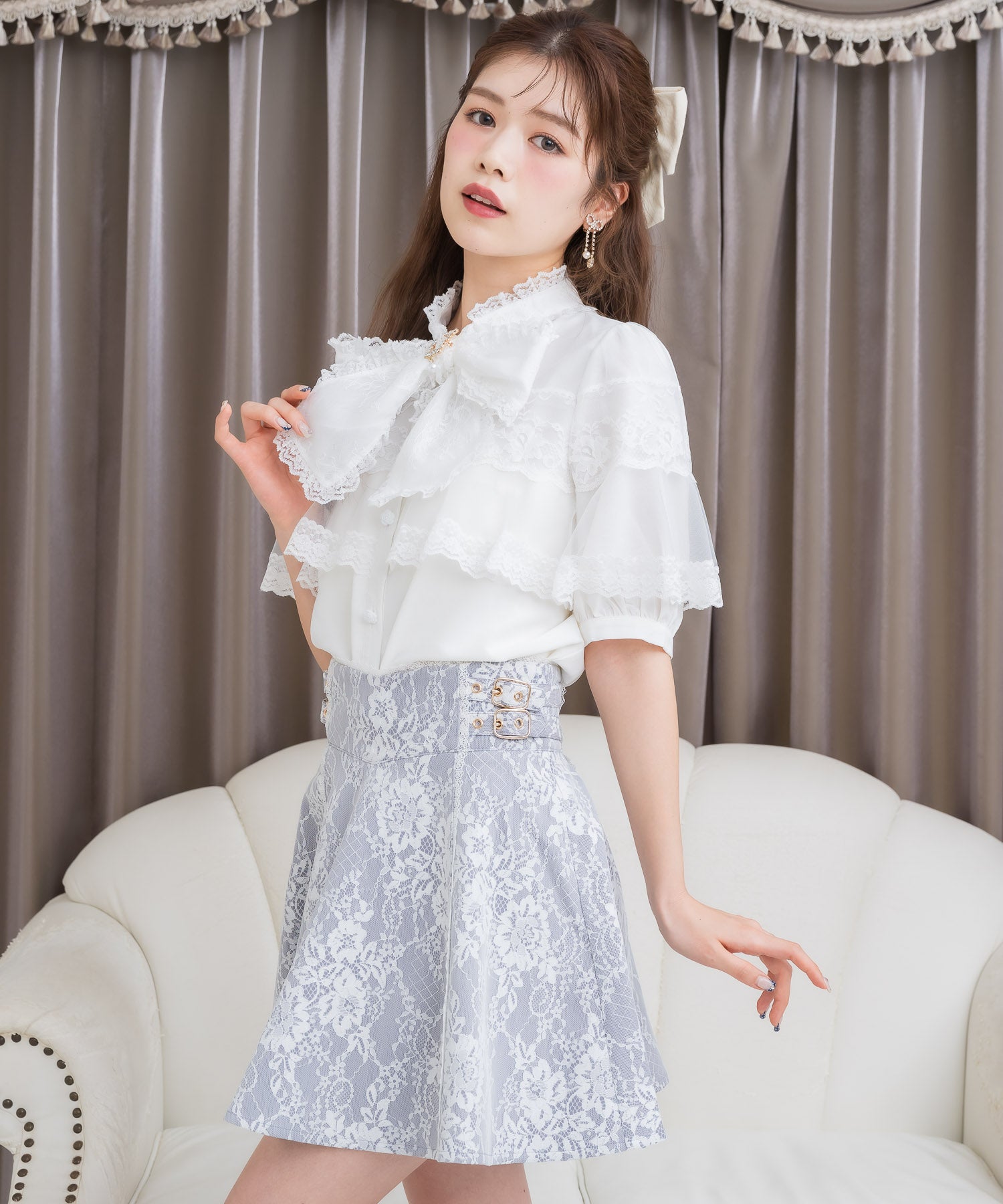 クチュールバイロジータ couture BY ROJITA 半袖ケープブラウス （ホワイト） ホワイト