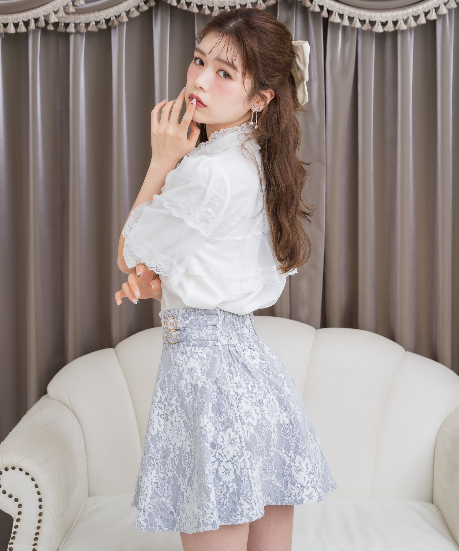 クチュールバイロジータ couture BY ROJITA 半袖ケープブラウス （ホワイト） ホワイト