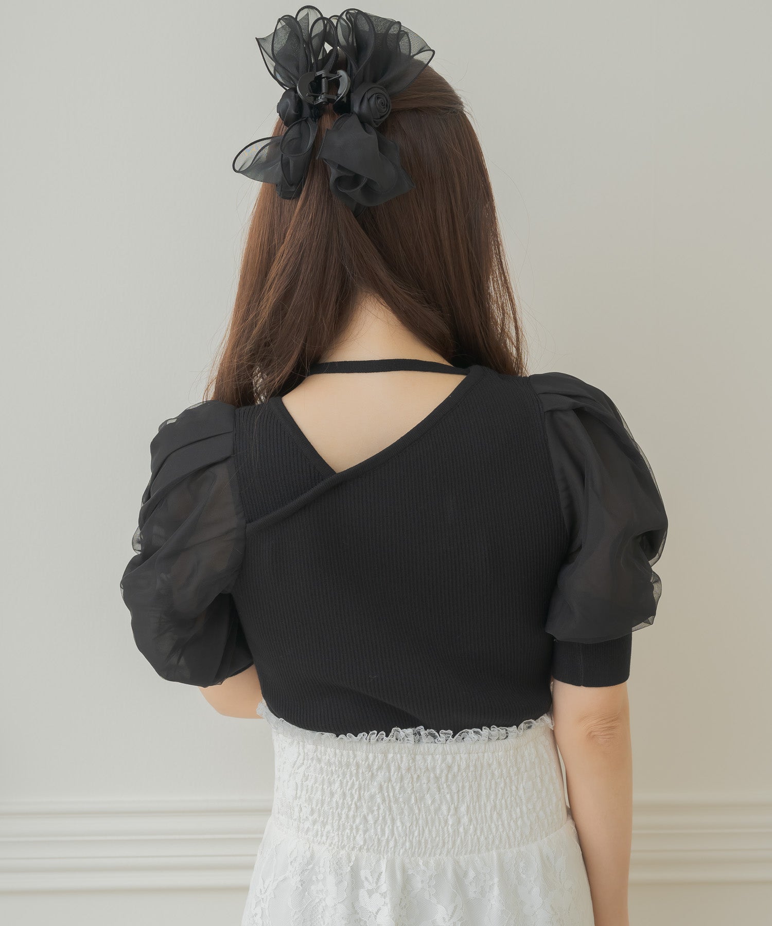 クチュールバイロジータ couture BY ROJITA アシメデコルテ開きニット （ブラック） ブラック