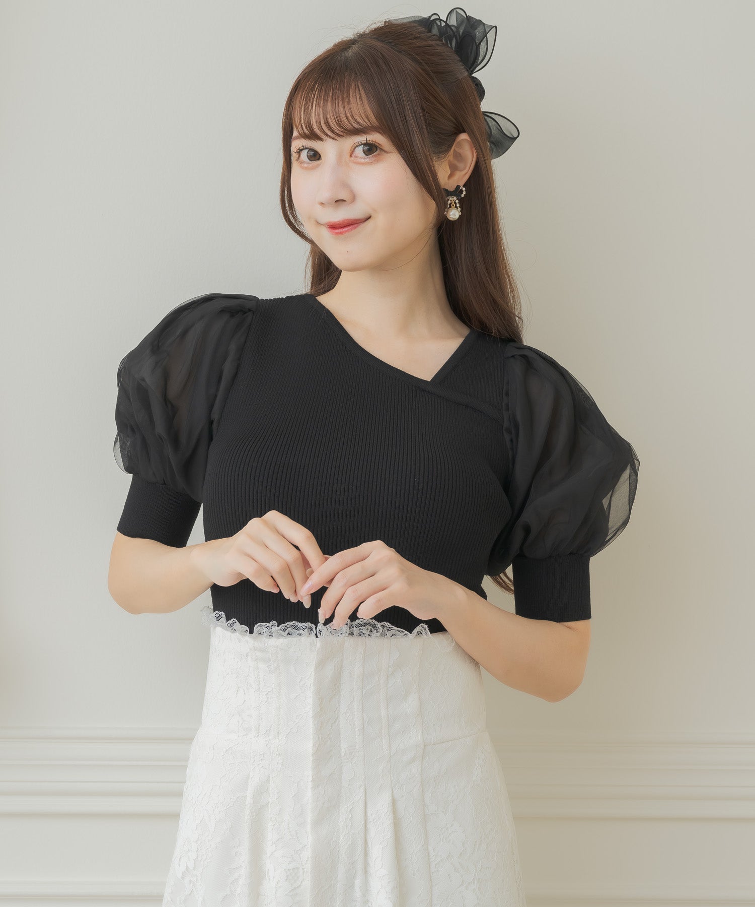 クチュールバイロジータ couture BY ROJITA アシメデコルテ開きニット （ブラック） ブラック