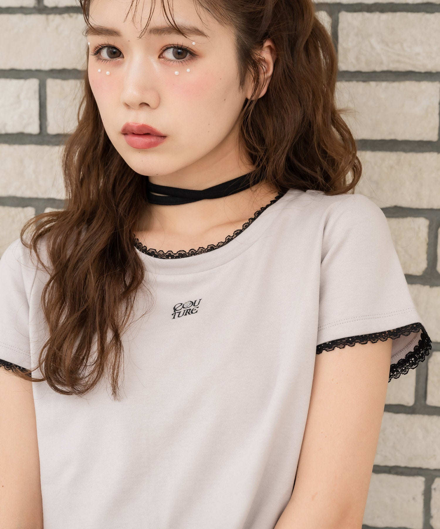 クチュールバイロジータ couture BY ROJITA リボンチョーカー刺繍Tシャツ （ピンク） ピンク