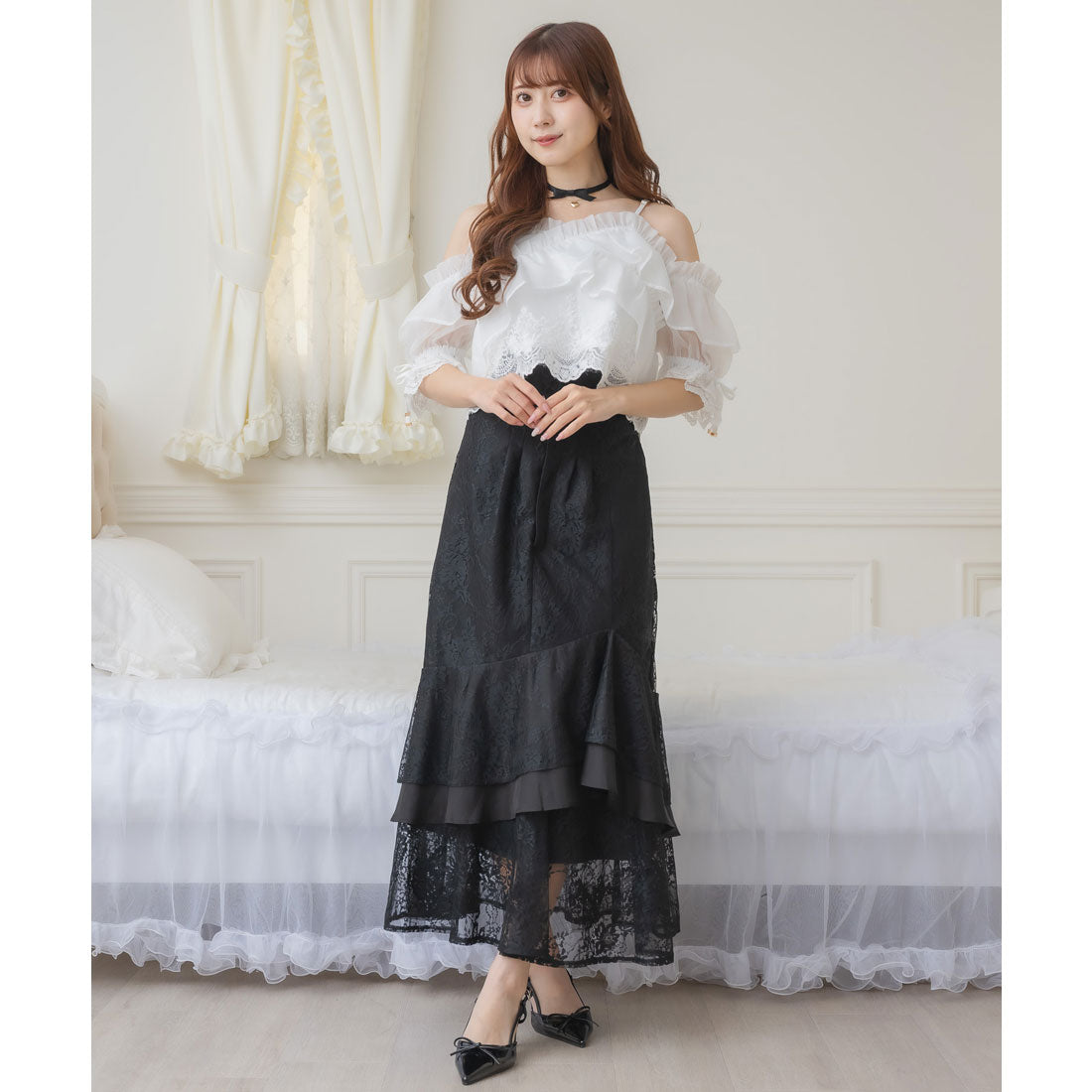 クチュールバイロジータ couture BY ROJITA エンブロイダリーシアーラッフルブラウス （ホワイト） ホワイト
