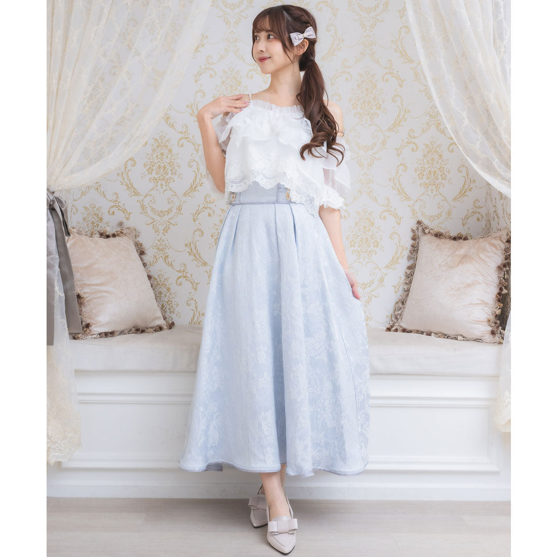 クチュールバイロジータ couture BY ROJITA エンブロイダリーシアーラッフルブラウス （ホワイト） ホワイト