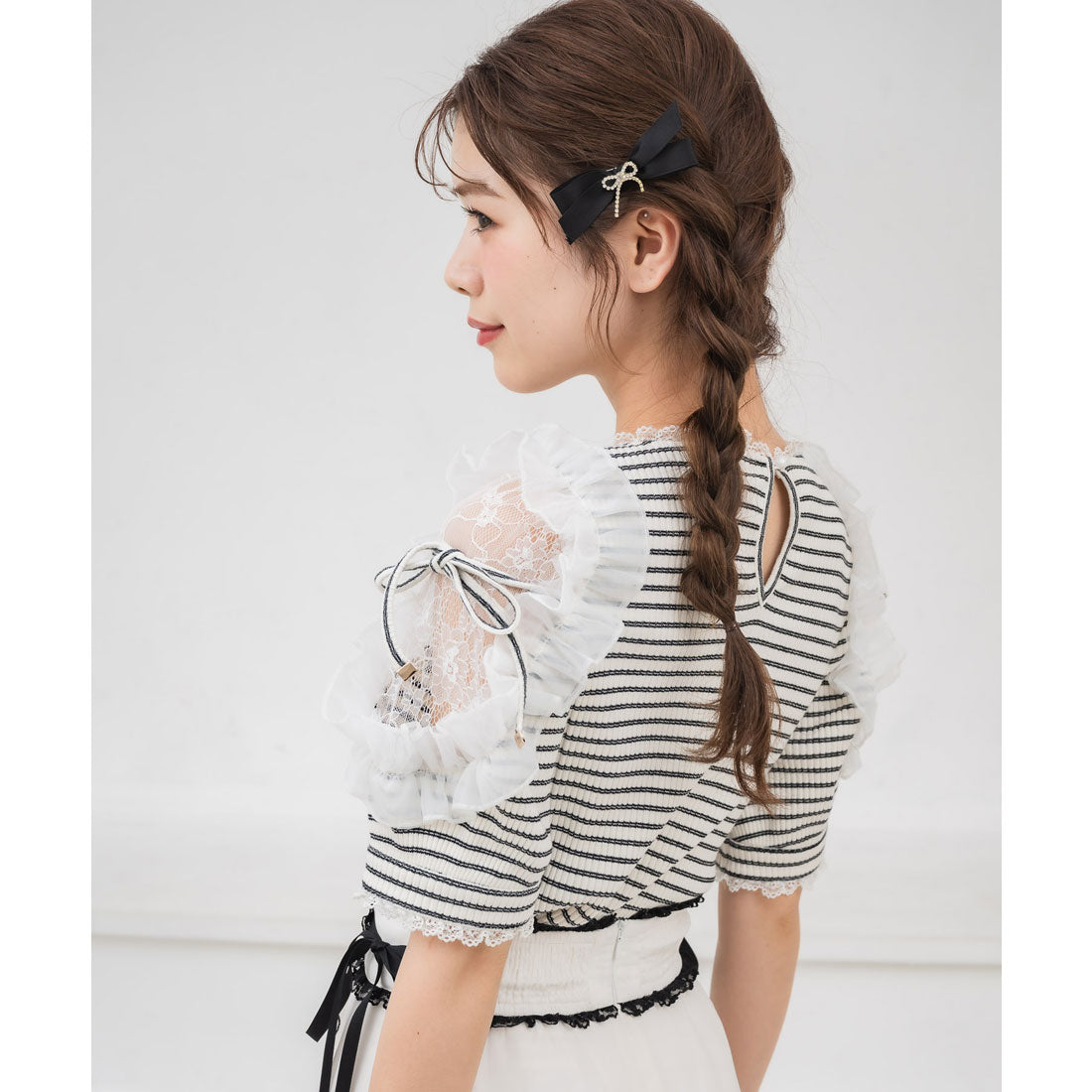 クチュールバイロジータ couture BY ROJITA 肩透かしラッフルトップス （マルチ） マルチ