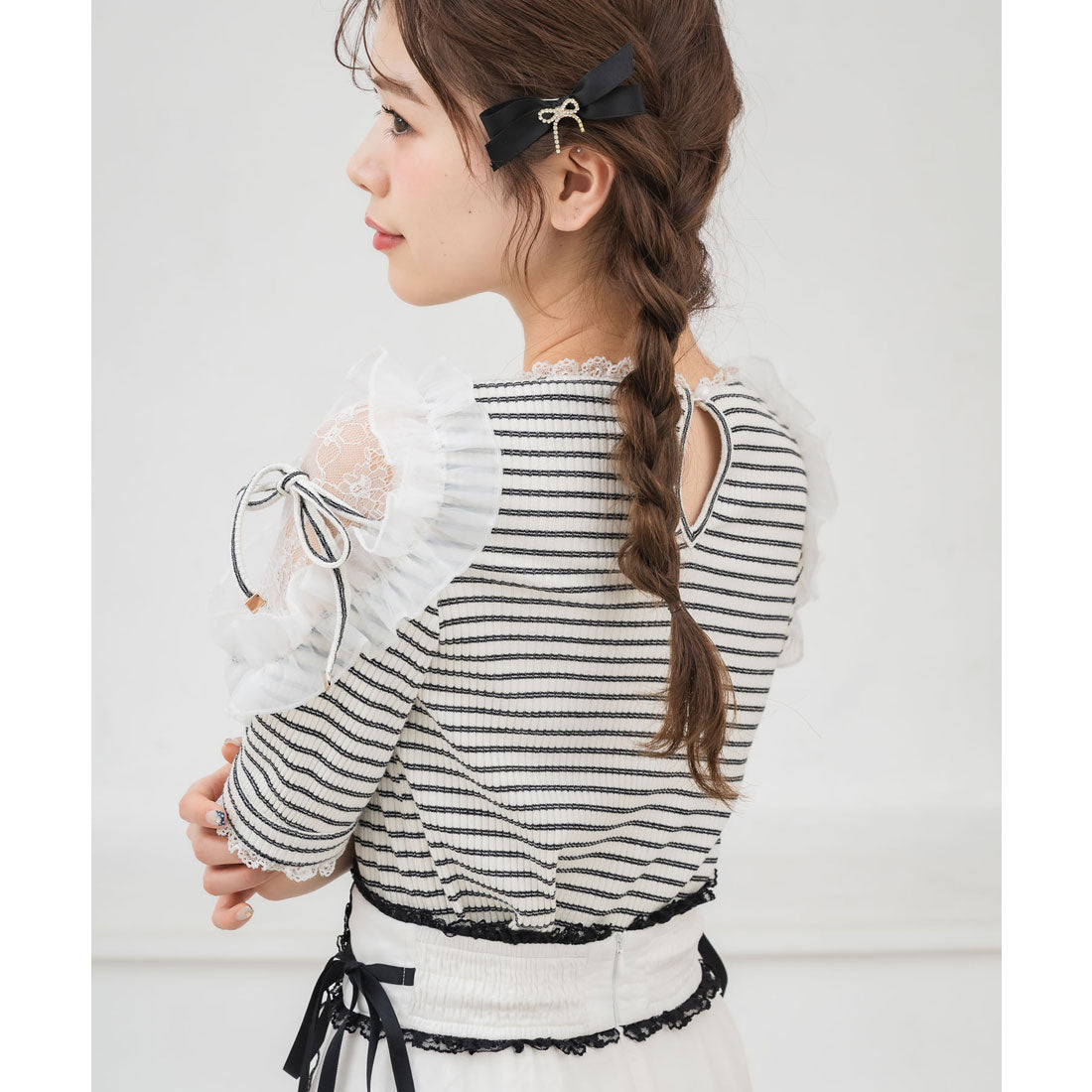 クチュールバイロジータ couture BY ROJITA 肩透かしラッフルトップス （マルチ） マルチ