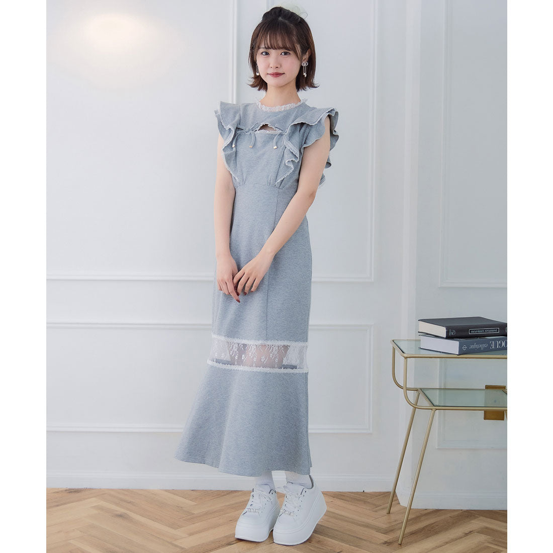 クチュールバイロジータ couture BY ROJITA 肩フリルスウエットロングワンピース （グレー） グレー