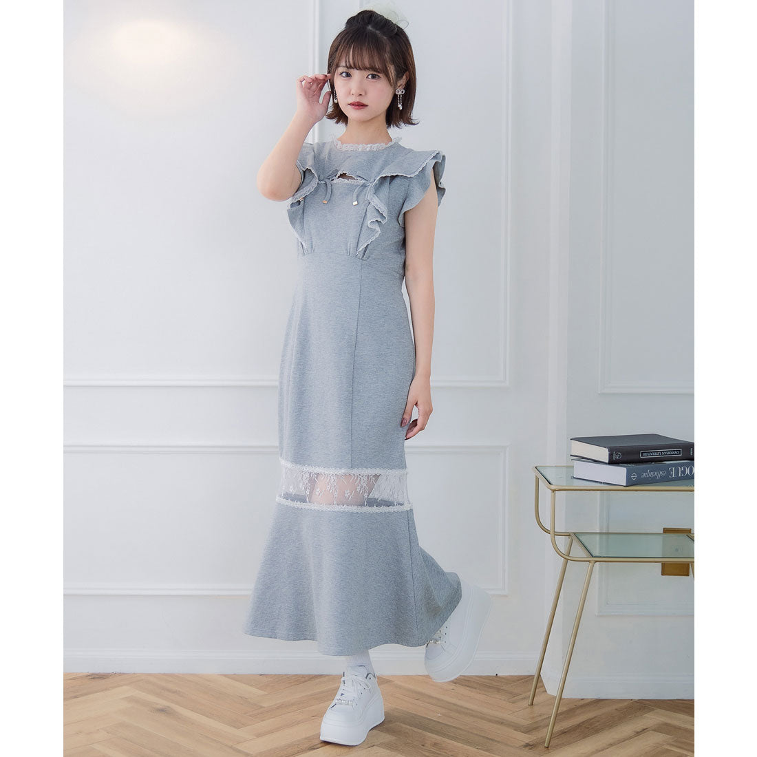 クチュールバイロジータ couture BY ROJITA 肩フリルスウエットロングワンピース （グレー） グレー