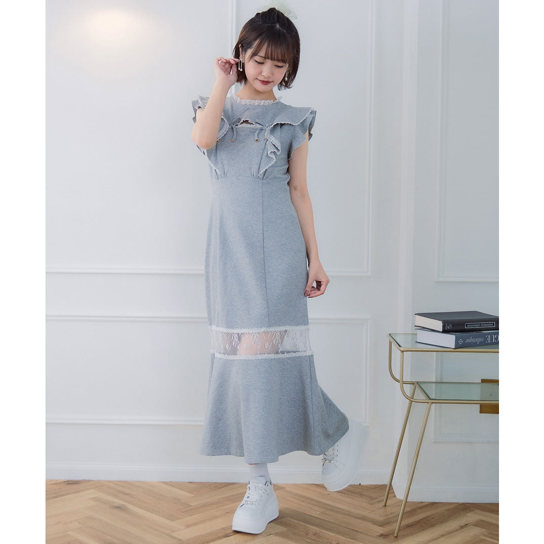 クチュールバイロジータ couture BY ROJITA 肩フリルスウエットロングワンピース （グレー） グレー
