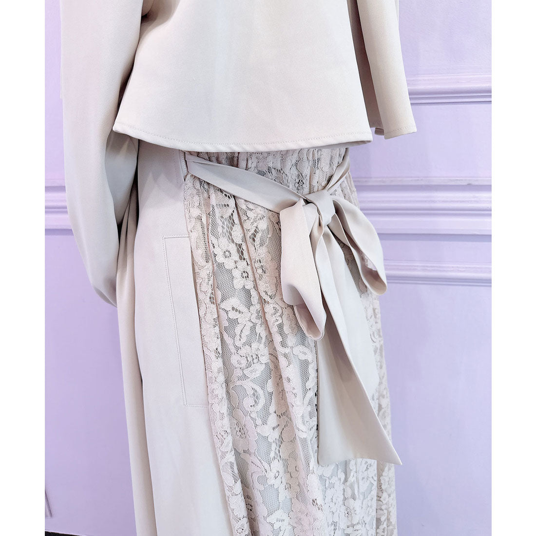 クチュールバイロジータ couture BY ROJITA バックレース切替トレンチコート （ピンク） ピンク