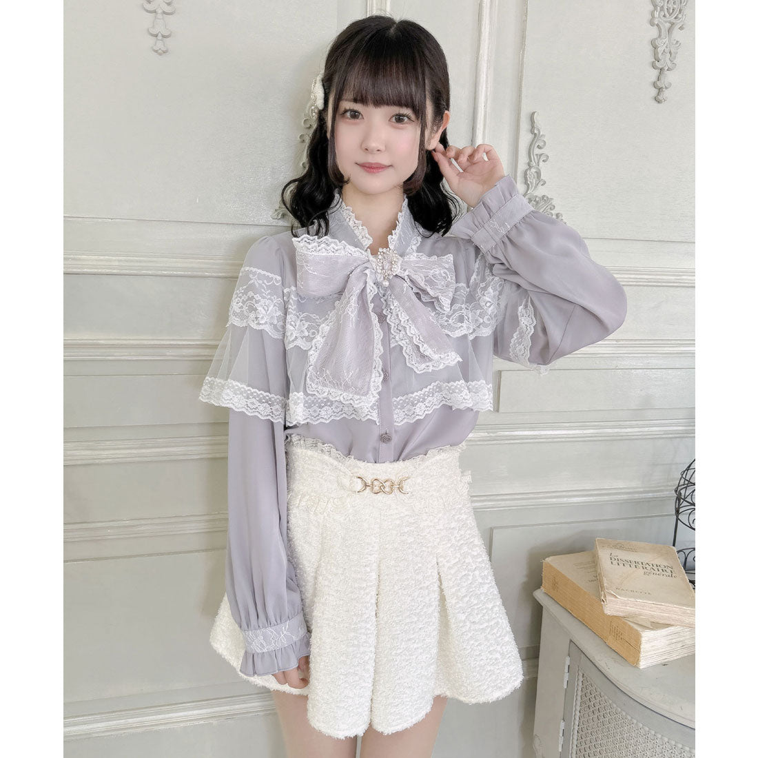 クチュールバイロジータ couture BY ROJITA ビット付きフレアショートパンツ （アイボリー） アイボリー