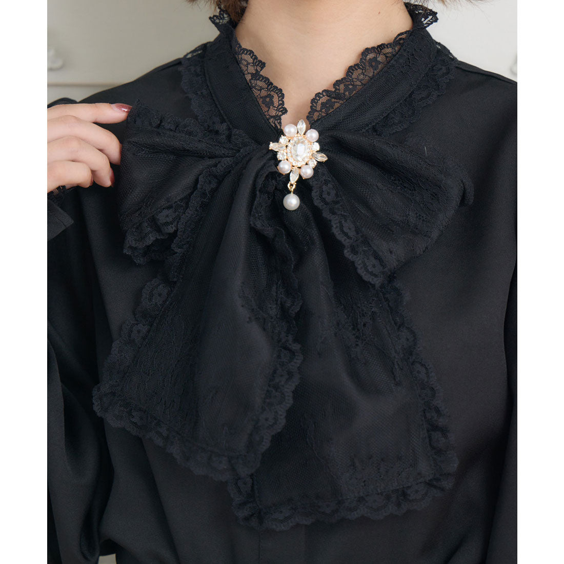 クチュールバイロジータ couture BY ROJITA レースボウタイブラウス （ブラック） ブラック